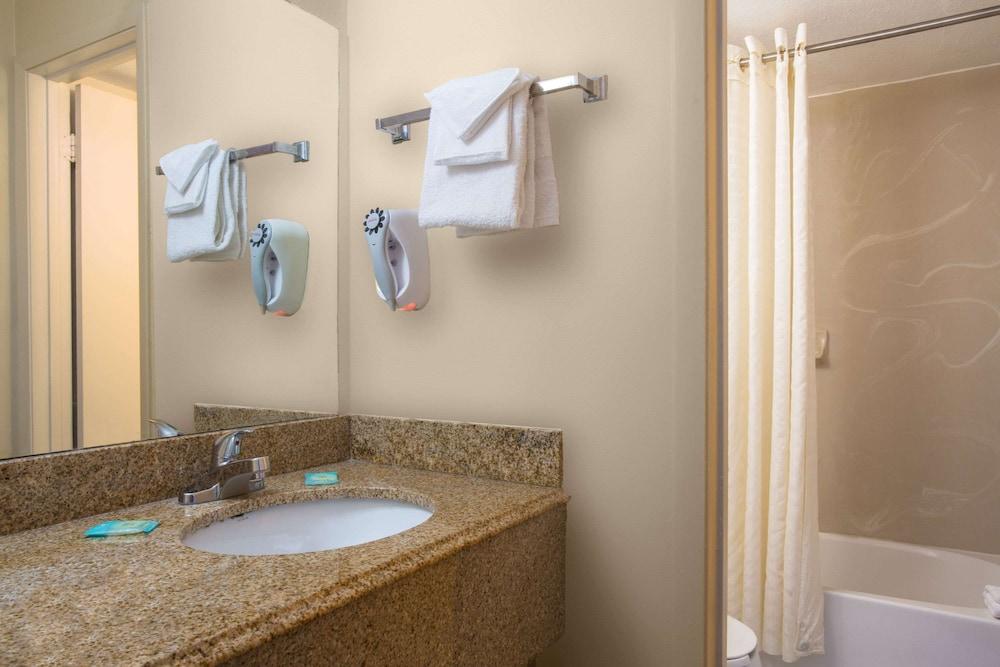 Knights Inn Orlando photo 14