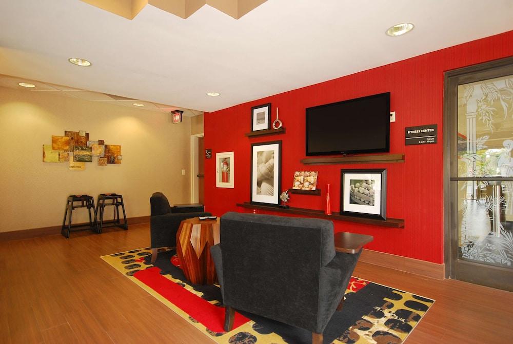 Hampton Inn Fort Myers-Airport & I-75 photo 27
