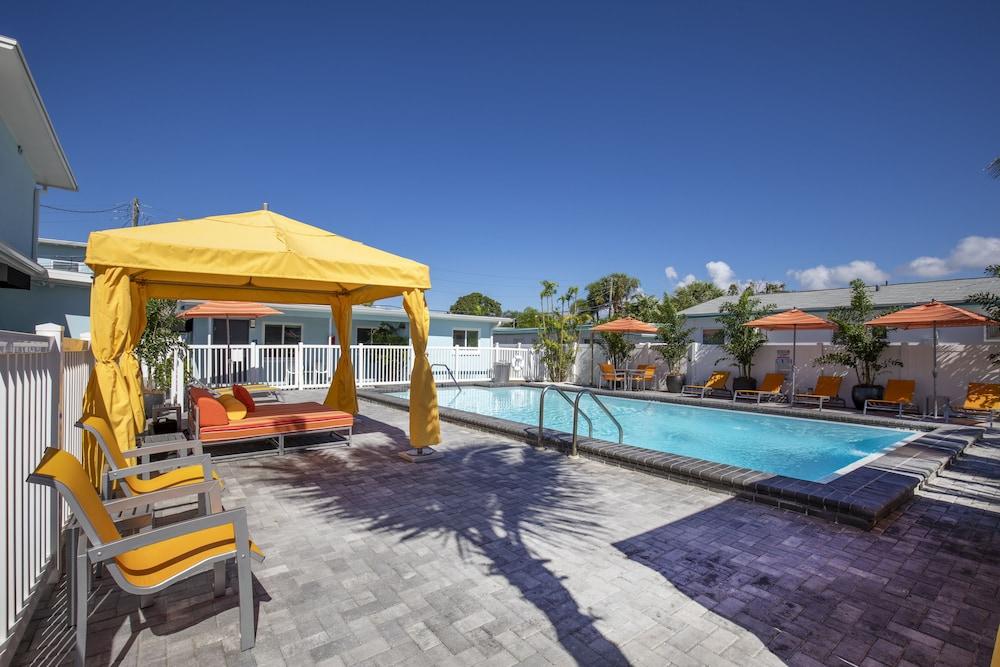 The Villas at St Pete Beach photo 5