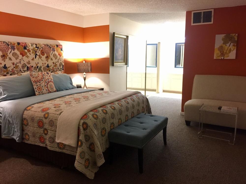 The Village Palm Desert photo 24