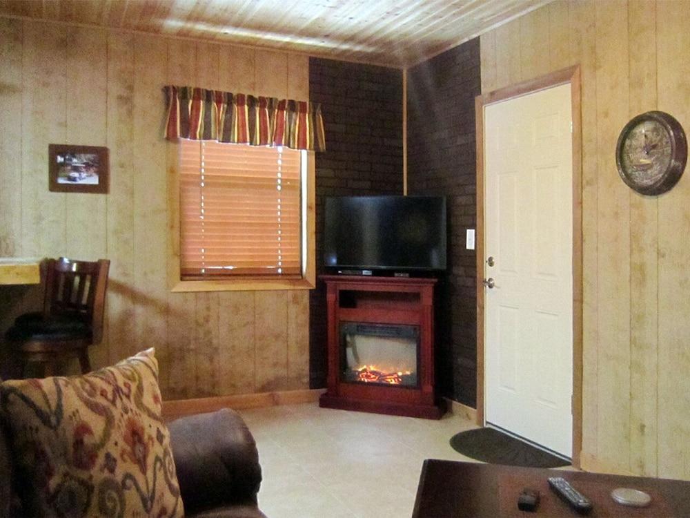 Riverside Lodge Resort photo 3