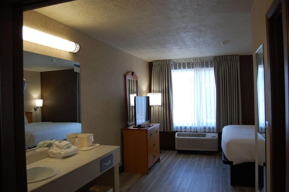 Quality Inn photo 8
