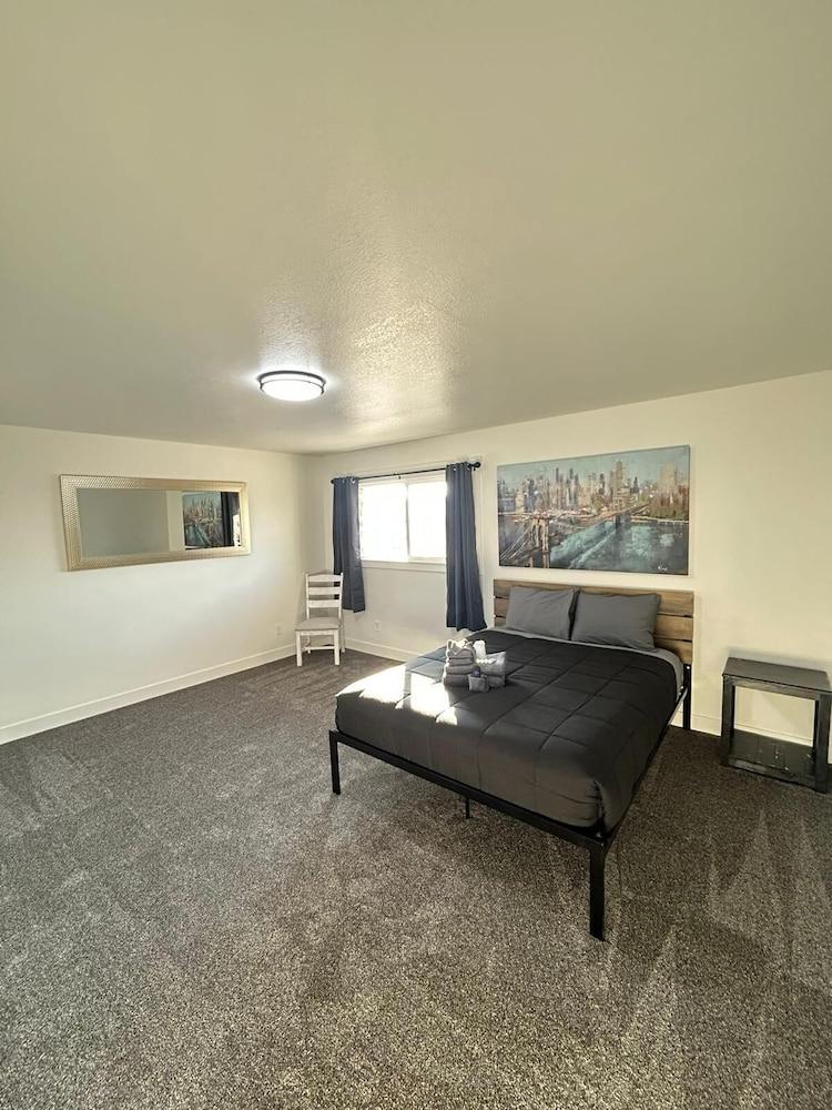 CB&M Downtown Suites photo 14