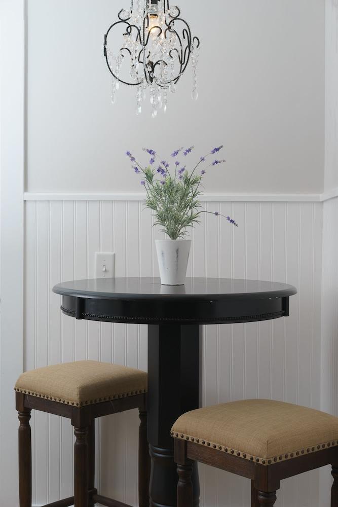Marginal Way House Hotel photo 26