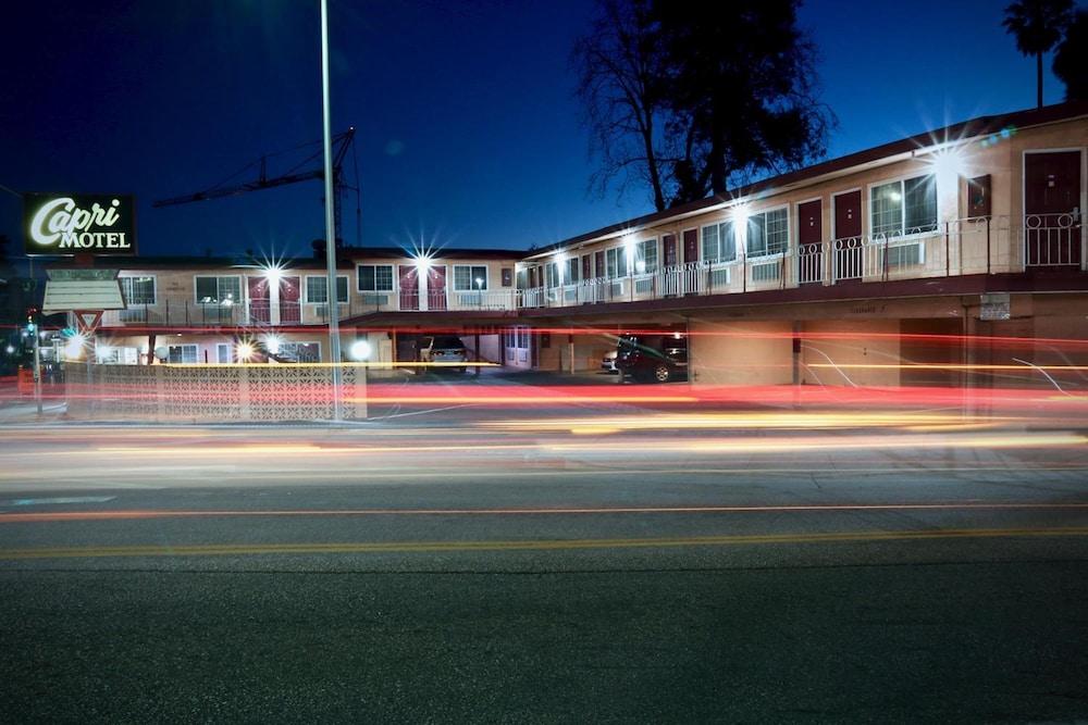 Capri Motel photo 19