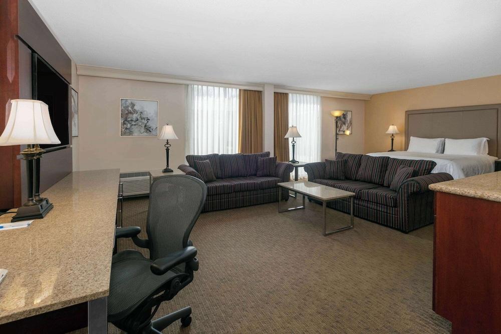 Wyndham Riverfront Little Rock photo 19