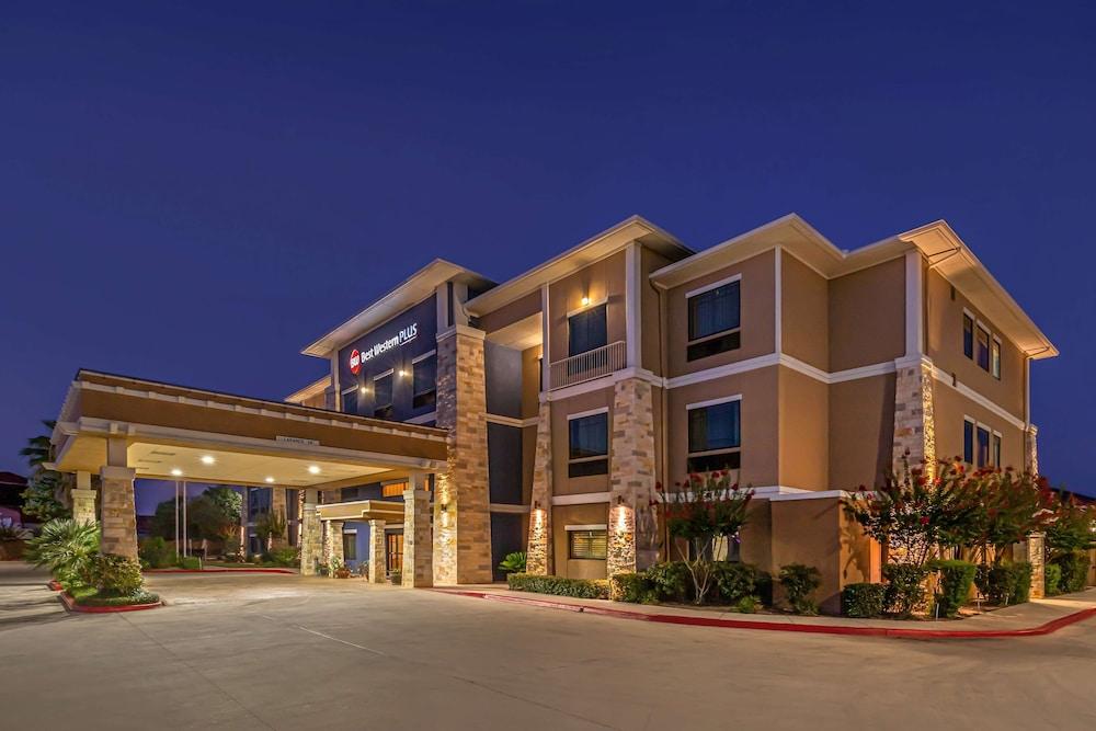Best Western Plus Lytle Inn & Suites photo 34