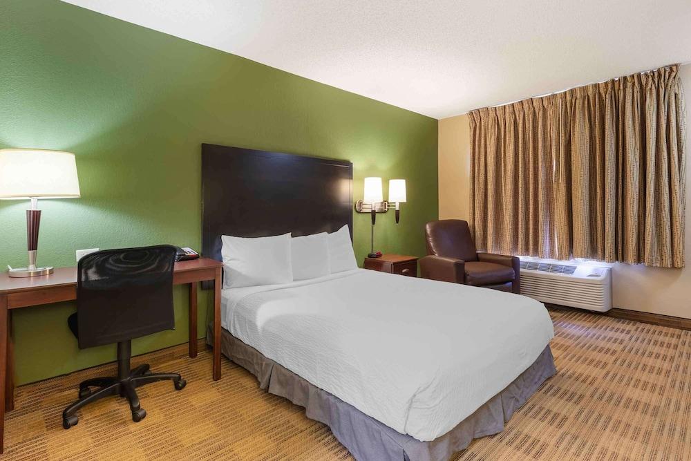 Extended Stay America Suites Washington DC Gaithersburg N photo 4