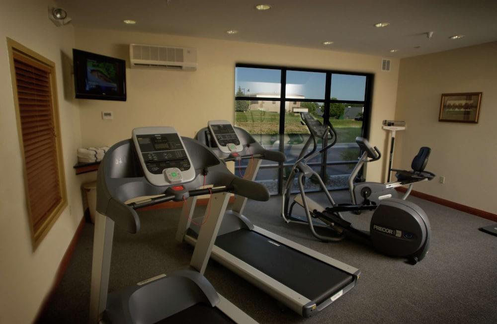 Hampton Inn Coldwater photo 15