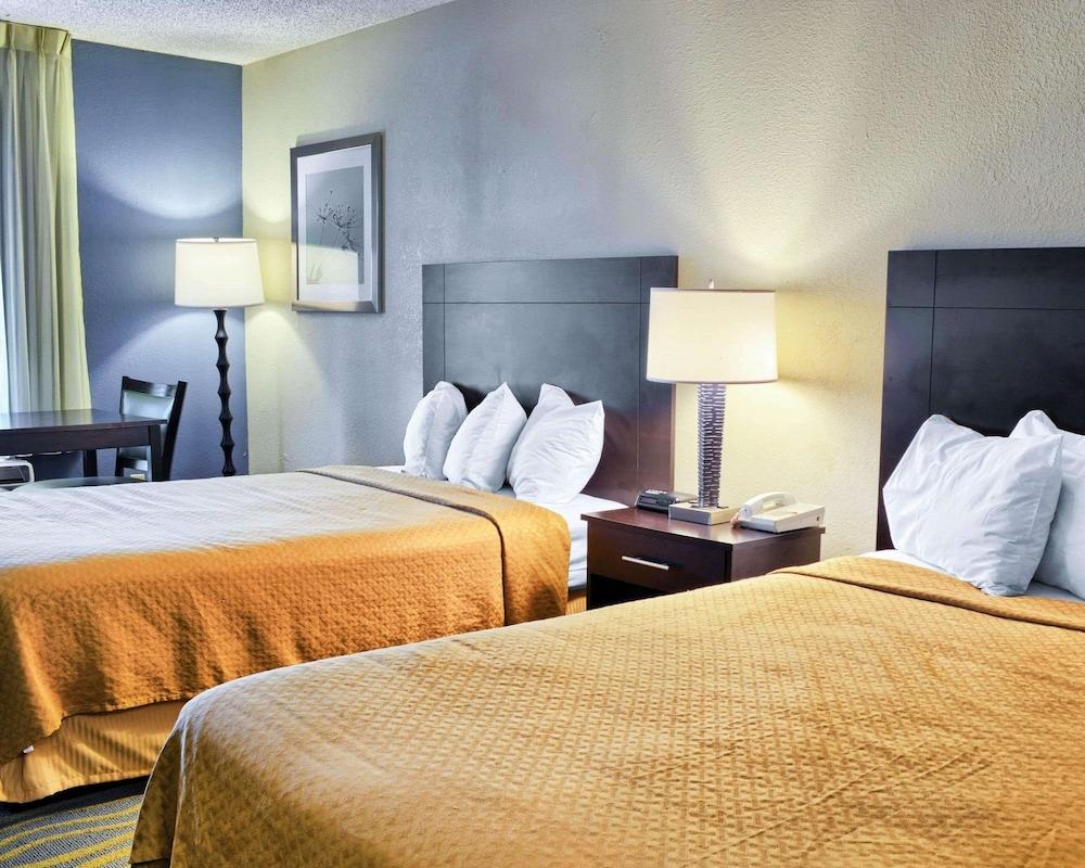 Quality Inn Thornburg photo 24