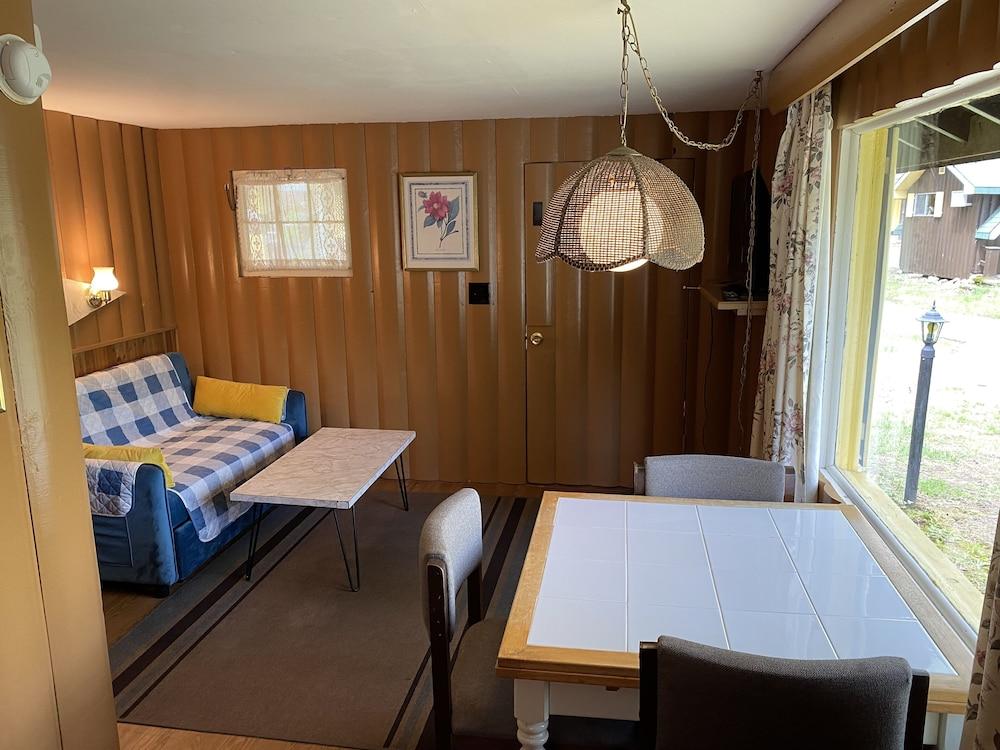 Amber Lantern Lake George Motel and Cottage Rentals photo 29