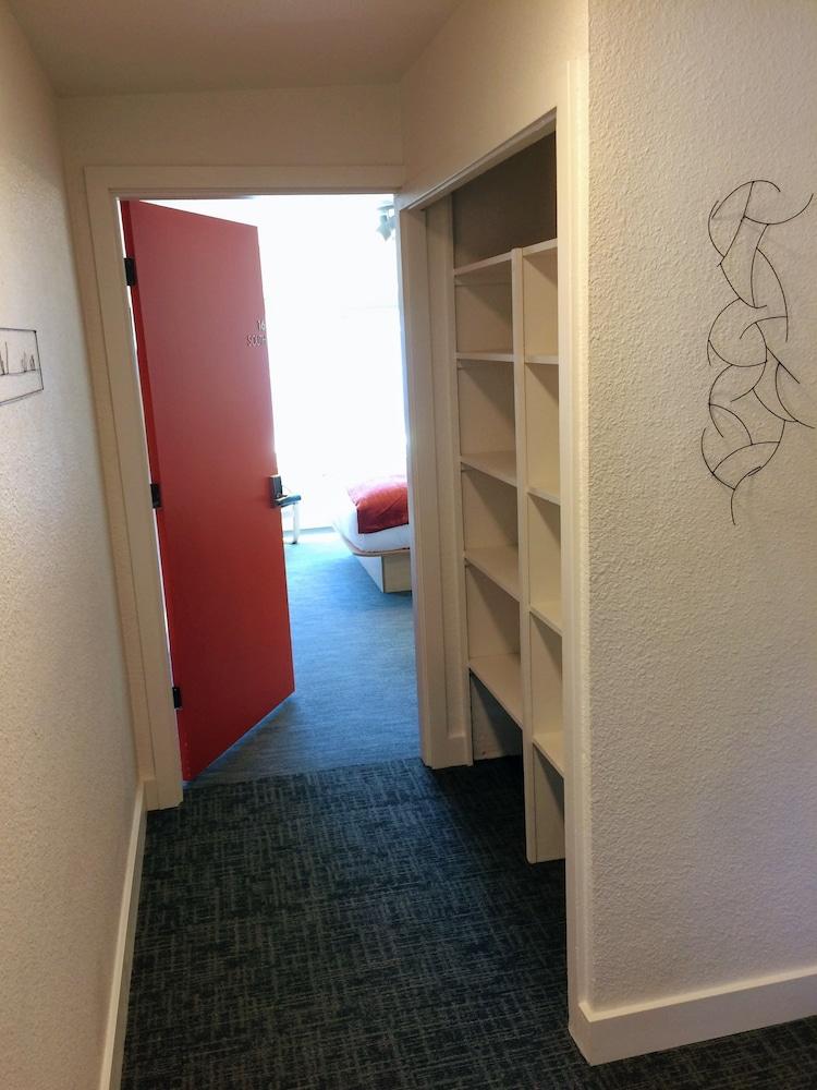 Heliotrope Hotel photo 9