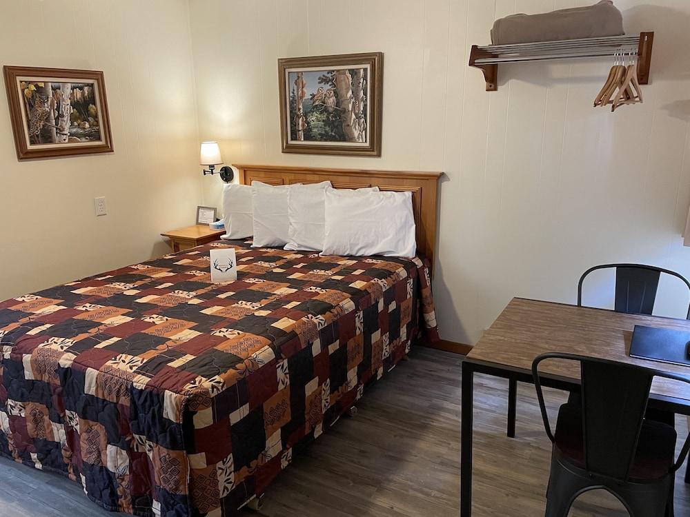Whitetail Creek Resort photo 30