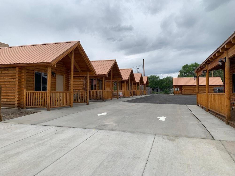 Panguitch Countryside Cabins photo 34
