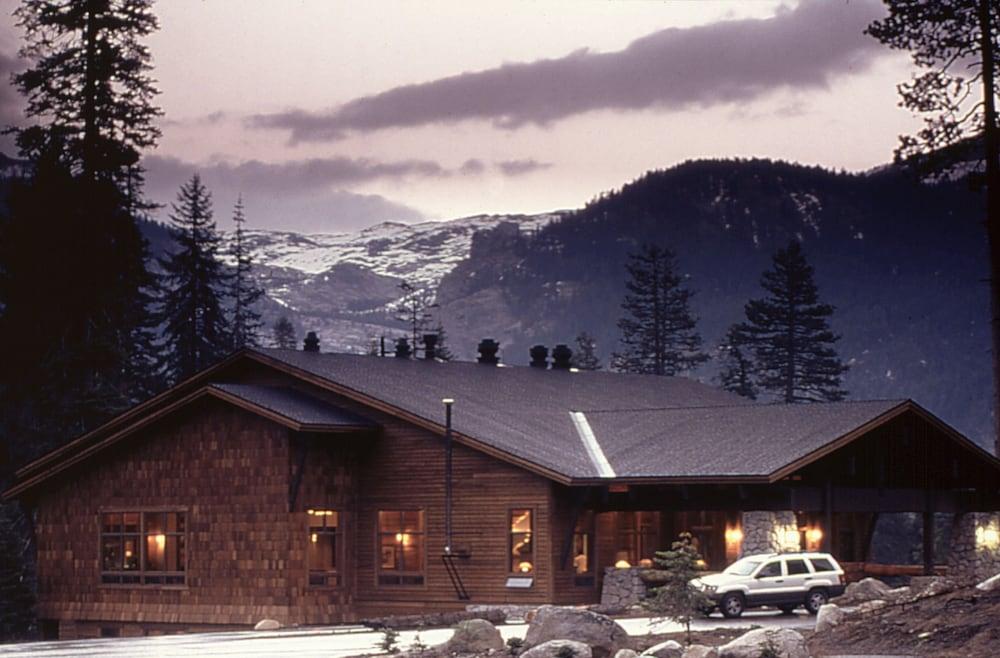 Wuksachi Lodge photo 60