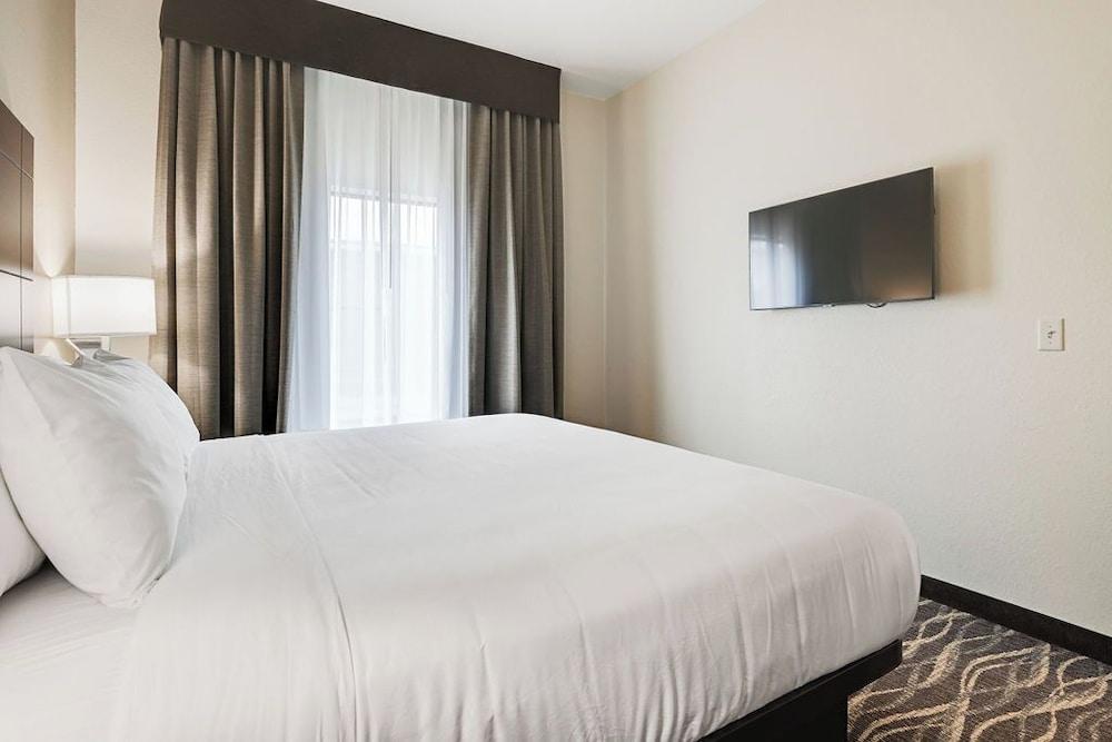 Cobblestone Hotel & Suites - Foley photo 28