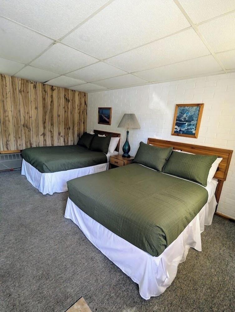 Cool City Motel photo 6