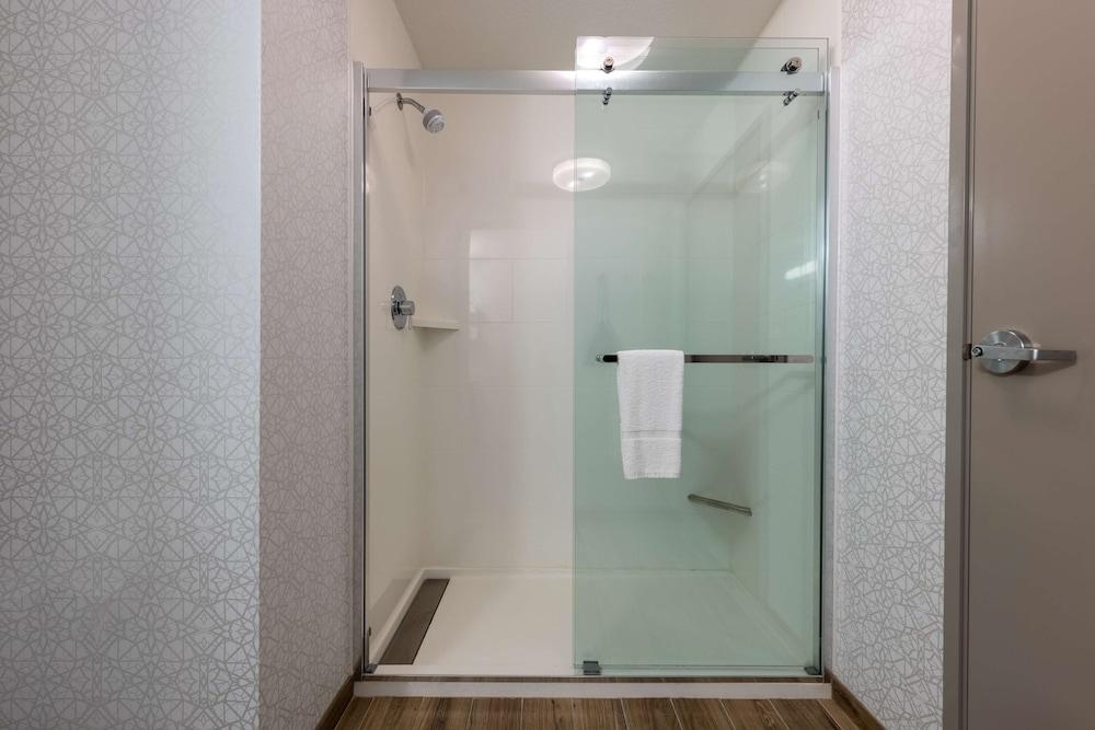 Hampton Inn St. Robert/Ft. Leonard Wood photo 8