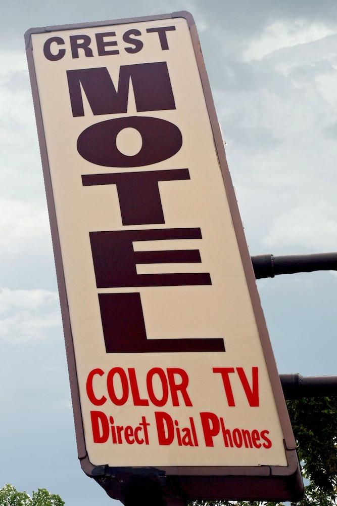 The Crest Motel in Colorful Colorado photo 12