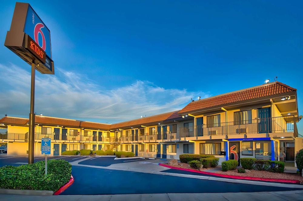 Motel 6 Vallejo, CA - Six Flags West — hotel in Vallejo