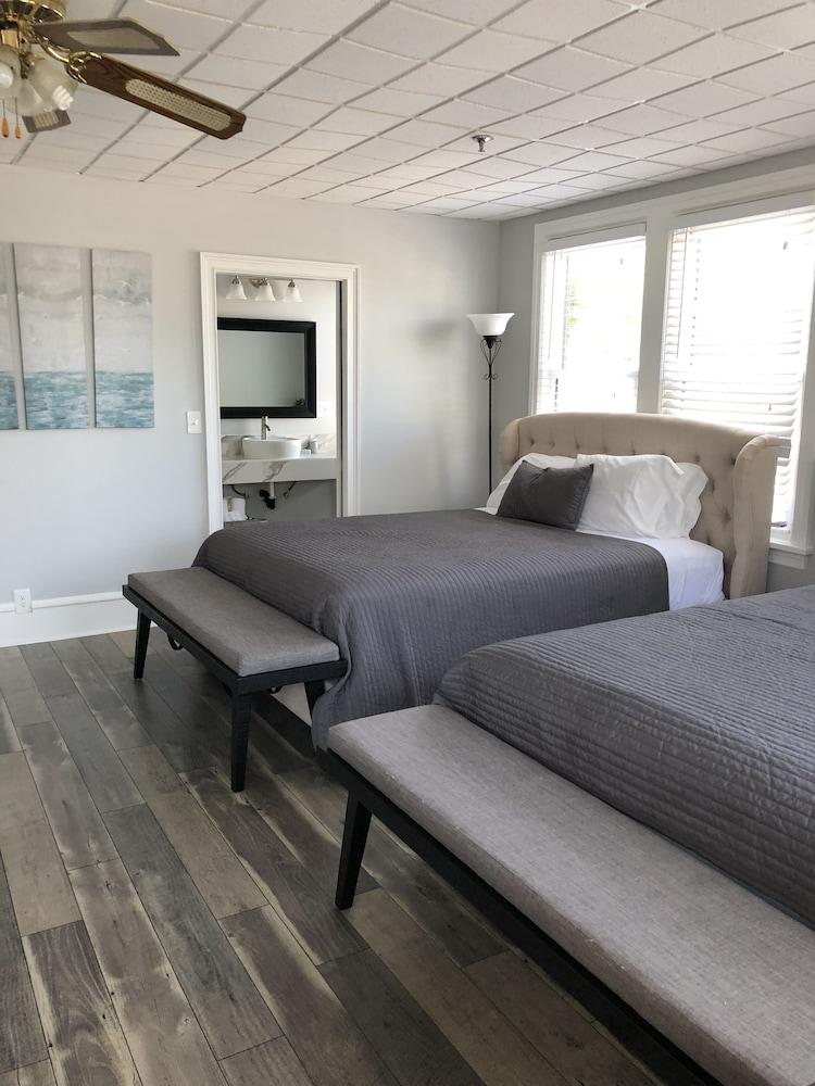 Ocean Manor Inn photo 43