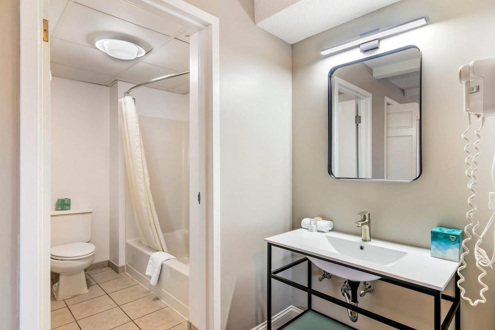 Black Bear Inn, an Ascend Collection Hotel photo 19