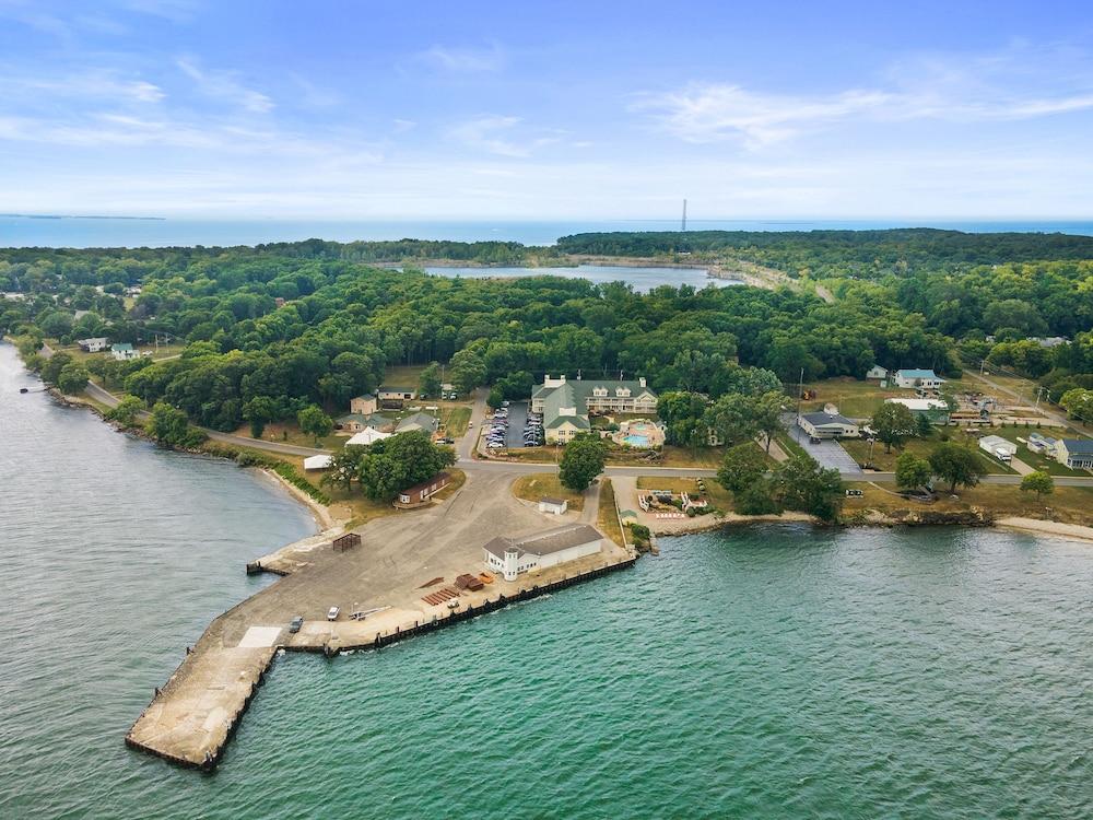 Kelleys Island Venture Resort photo 14