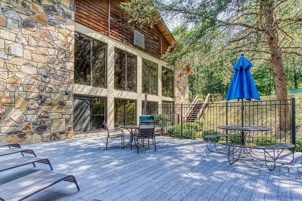 Pinecrest Hotel B photo 20