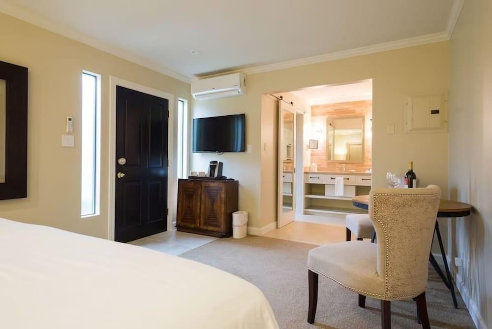 The Napa Residences photo 9