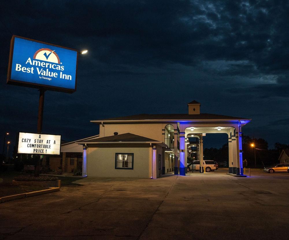 Americas Best Value Inn Monroeville photo 21