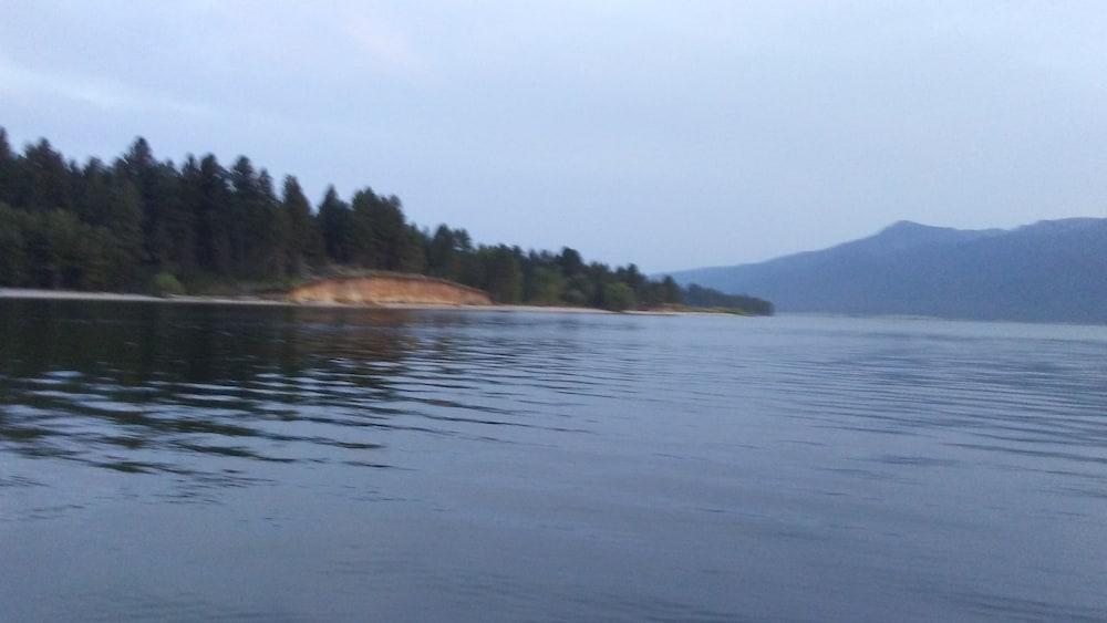 Cascade Lake Inn photo 62