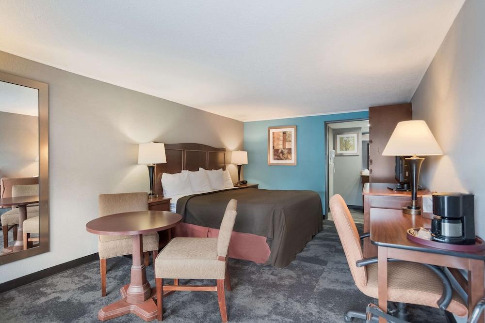 Rodeway Inn Carlisle North photo 25