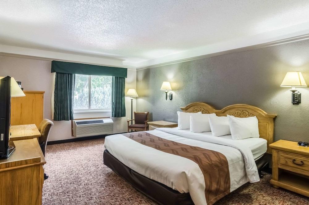 Quality Inn Buffalo photo 16
