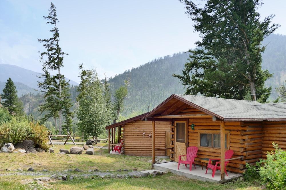 Creekside Lodge at Yellowstone photo 83