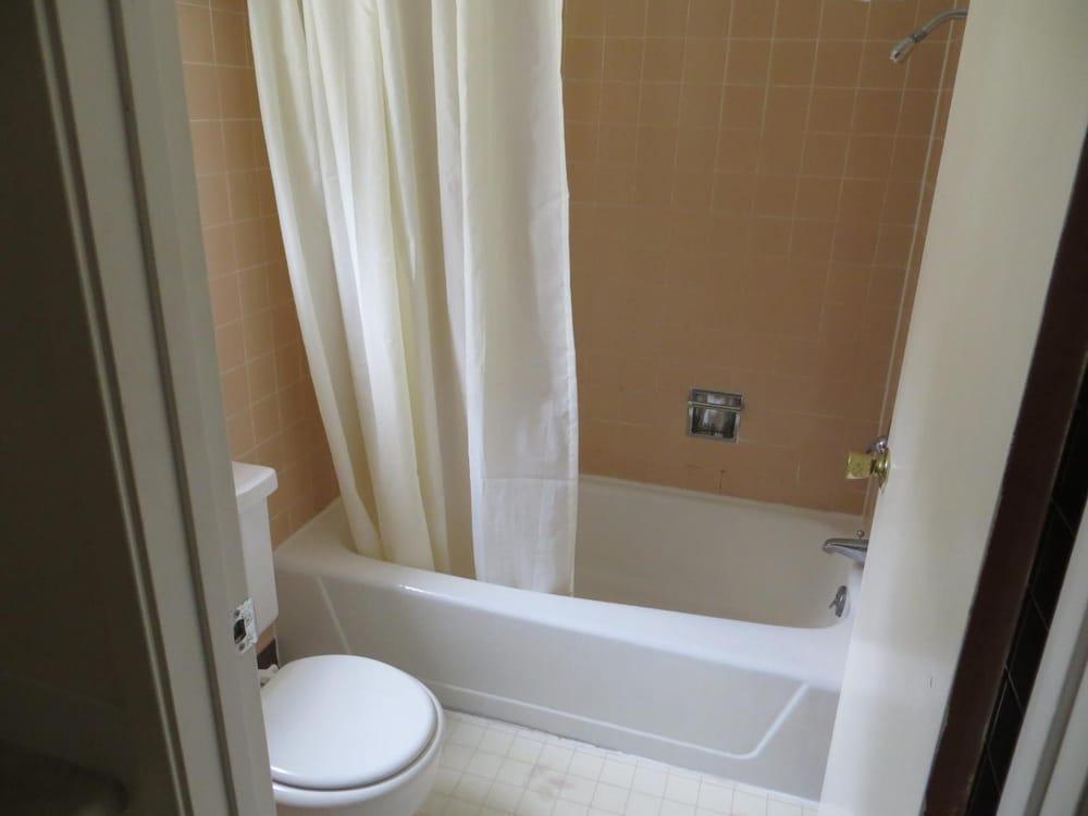 Northwinds Motel photo 16