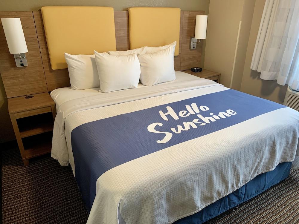 Days Inn by Wyndham Brooklyn Borough Park photo 30