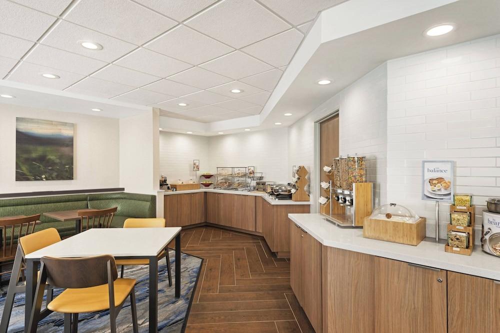 Fairfield Inn Warren Niles photo 19