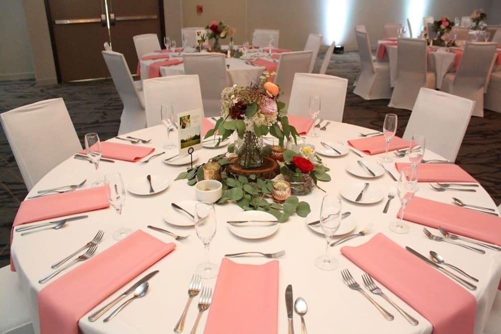 Holiday Inn Bloomington - Normal by IHG photo 4