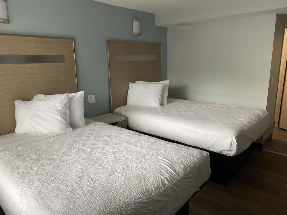 Holly Hill Motel photo 4