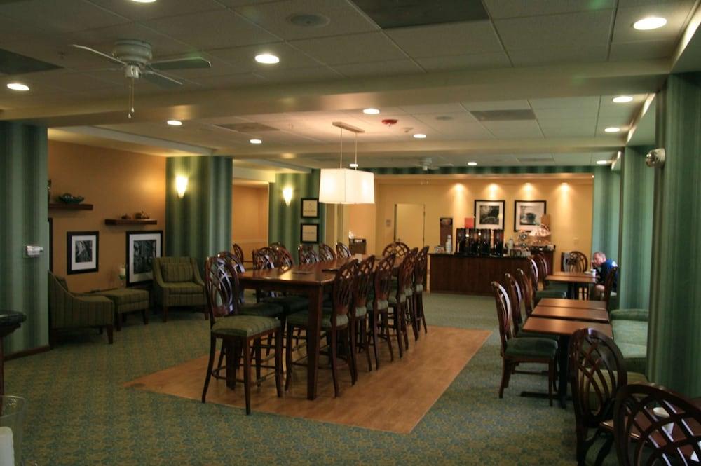 Hampton Inn Brentwood photo 19