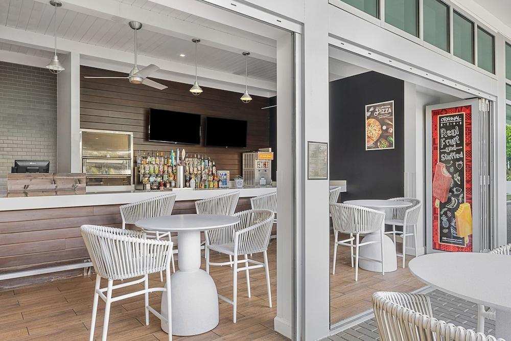 Marriott's Crystal Shores photo 64