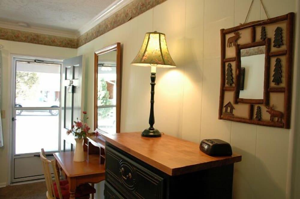 The Homestead Inn photo 41