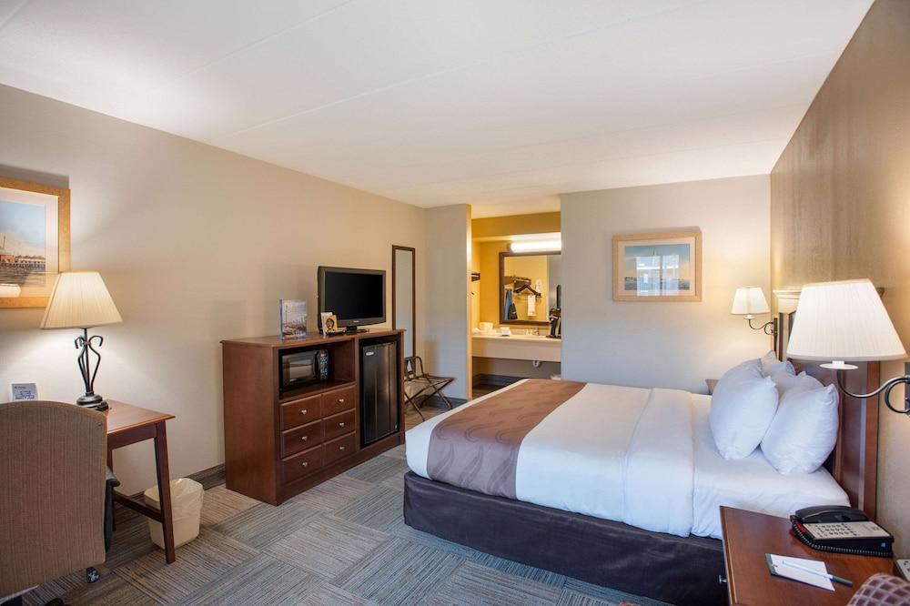 Quality Inn photo 8
