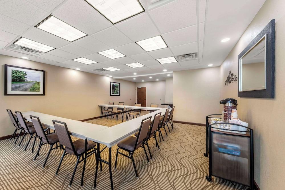 Comfort Suites Cullman I-65 Exit 310 photo 35