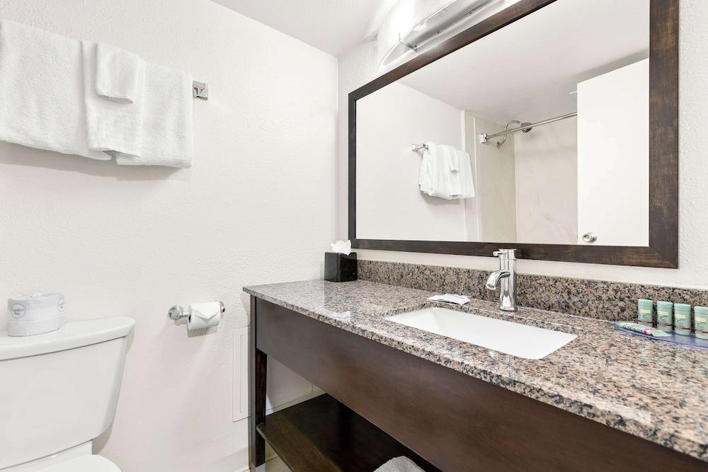 Best Western Downtown Casper Hotel photo 44