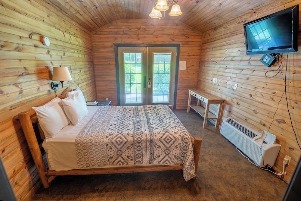Fishtale Lodge photo 32