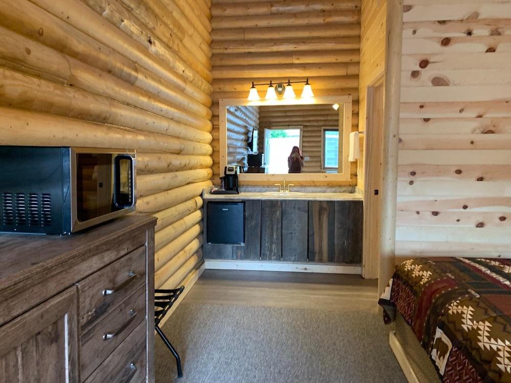 Panguitch Countryside Cabins photo 24