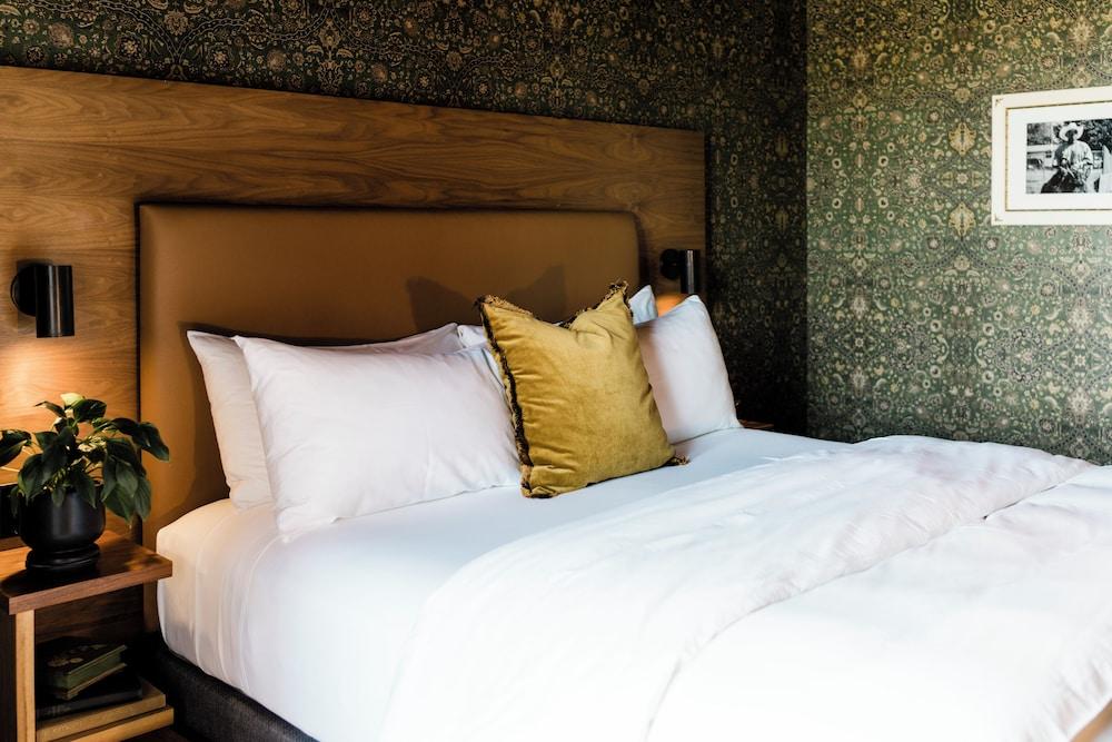 The Frances Modern Inn photo 42