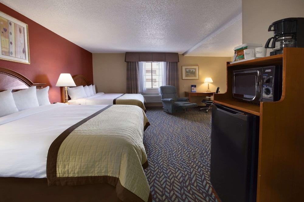 Baymont by Wyndham Oklahoma City Airport photo 7