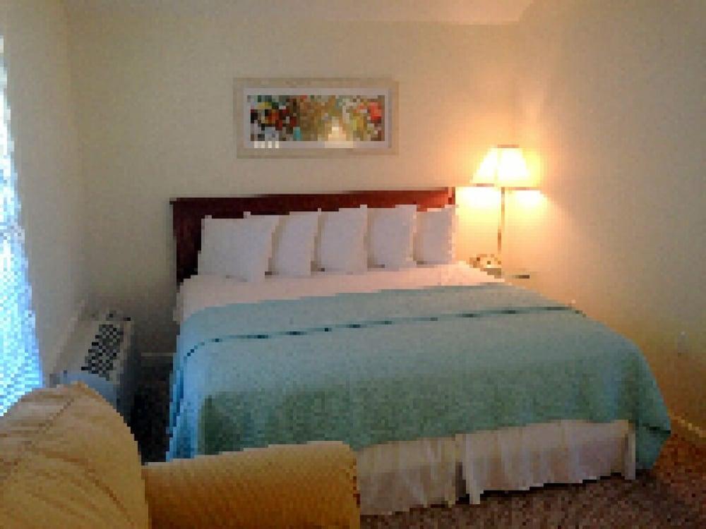 Craigville Beach Inn photo 19